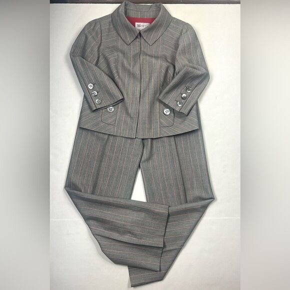 W Worth Wool Pin  Striped Pantsuit - Picture 4 of 14
